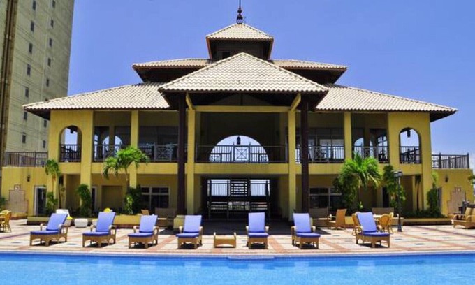 San Geronimo Copropriété | Exclusive 3 BDR, Gym & Pool, Sea view Condo