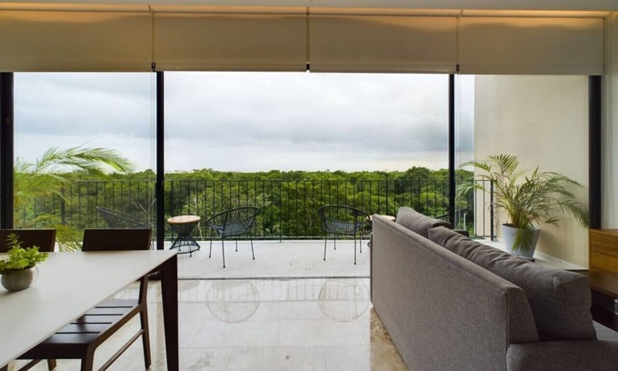 Zama Appartement | Exclusive 3BR Penthouse with Private Rooftop Terrace & Pool