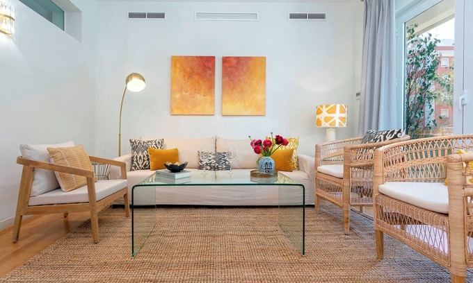 San Bernardo Appartement | Exclusive Apartment 5BD in Seville. Carlos V