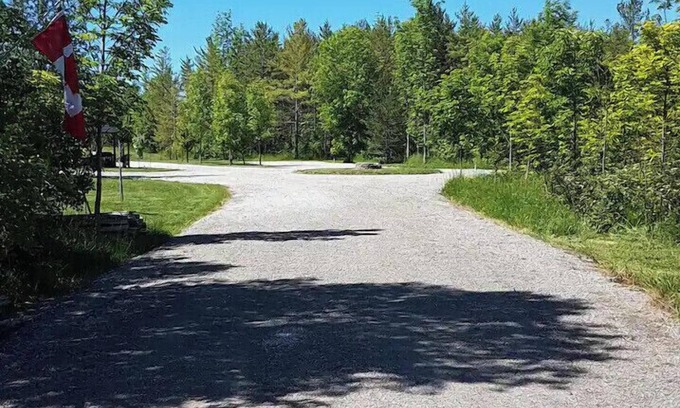 Georgian Bluffs Location De VR | Exclusive Camping - Your Own Piece of Heaven