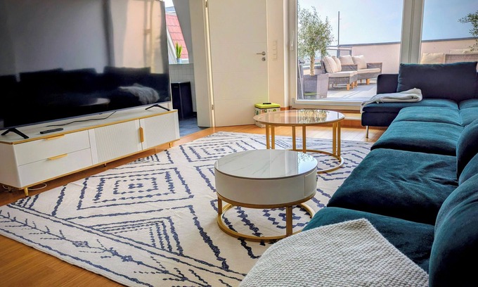 Bahnhofsviertel Appartement | Exclusive family residence with roof terrace, sauna and entertainment