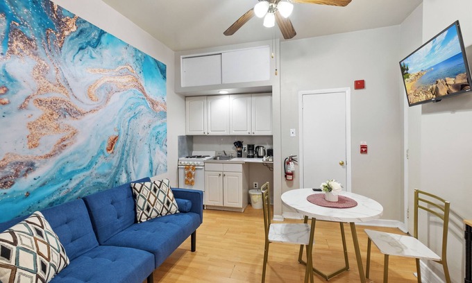 Gayborhood Appartement | Exclusive Flat in Center City