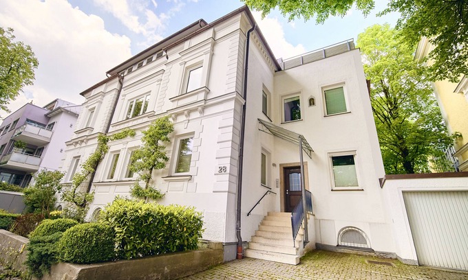 Traunstein Appartement | Exclusive "FRANK" holiday apartment in the heart of Traunstein