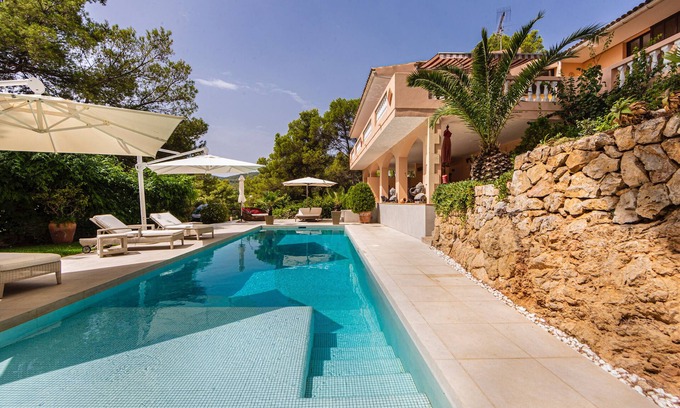 Son Vida Villa | * * Excl. Villa de style espagnol, meilleur emplacement, vue sur la mer, 2 voitures, 1 femme de chambre **