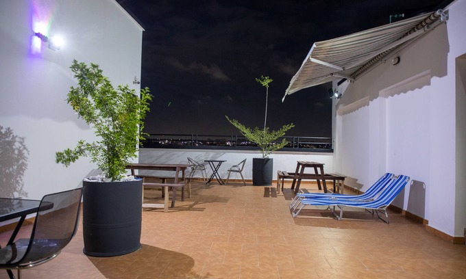 Accra Appartement | Exclusive Two Bedroom Furnished Apartment - just 25 mins drive from the Airport