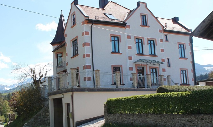 Teisendorf Appartement | Appartement exclusif dans villa art nouveau 1903