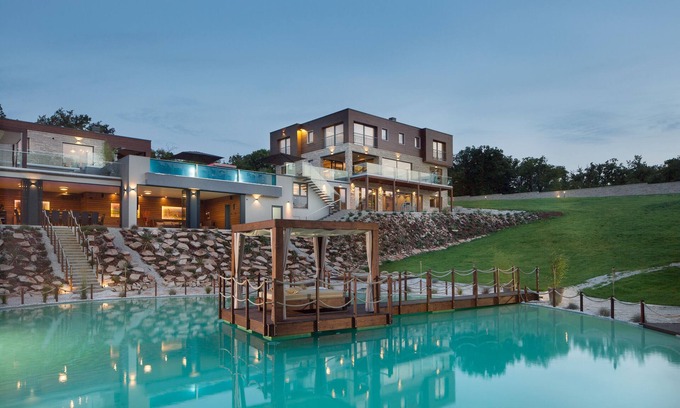 Jursici Maison | Villa exclusive près de Pula avec son propre lac