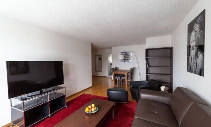 Seefeld Appartement | Executive 2 BD flat / city center (Hösch 5)