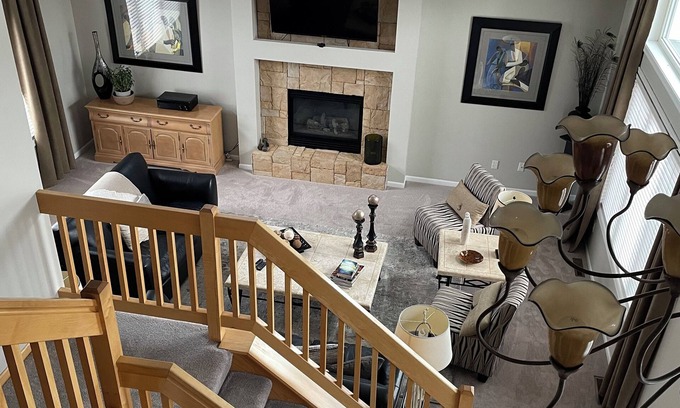 Lakeville Maison | Maison exécutive avec toutes les commodités, emplacement privilégié