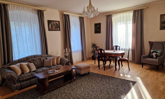 Burgau Lit Et Petit-Déjeuner | Executive Suite, Gartenseitig - Palais Kneissl