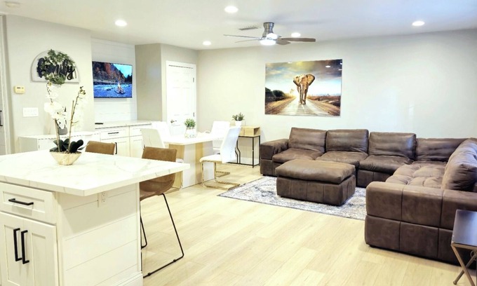 Lemon Grove Maison | Exotic home 2bed 1 bath adams street