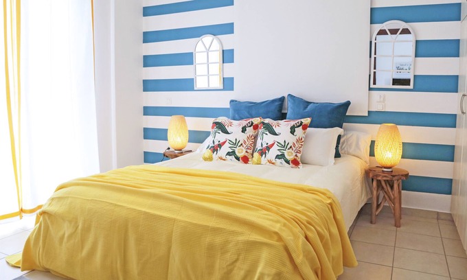 Aigialeia Appartement | Exotic Studio at Oliva Holiday Homes