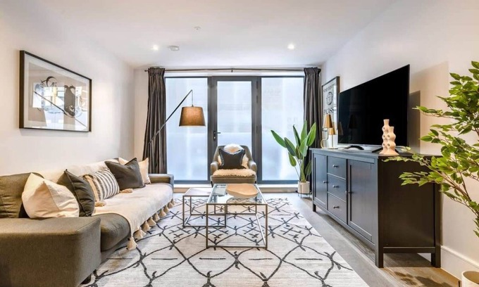 Holborn and Covent Garden Appartement | Expansive & Modern Duplex Apartment in Bloomsbury