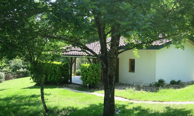 Castelnau-d'Auzan Maison | Expérimentez un petit morceau de France vraiment rurale et amicale.