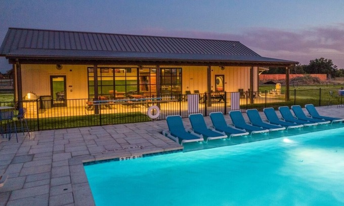 Bryan Cabine | Experience A Safe and Secure Vacation! Full Kitchen, Outdoor Swimming Pool