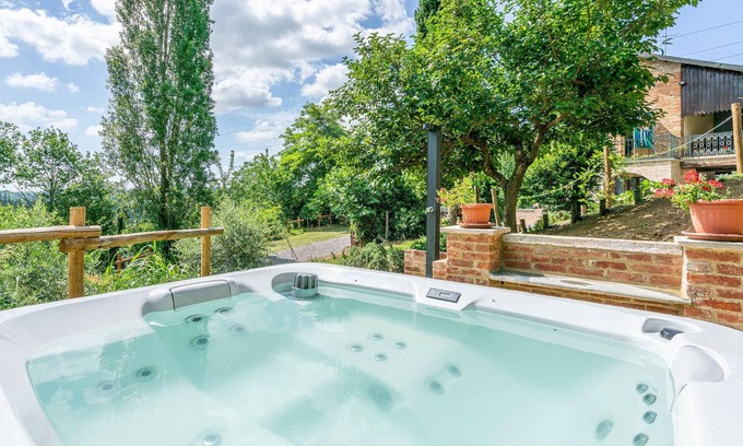 Belveglio Maison | 4 chambres hébergement à Belveglio