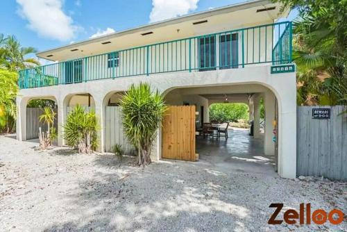 Breezeswept Beach Estates Maison | Experience Coastal Living at its Best Florida Keys
