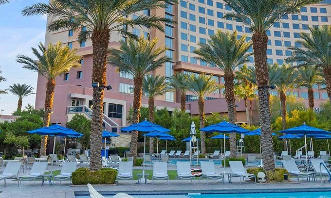 Las Vegas Appartement | Experience Desert Oasis at Wyndham Desert Blue – Book Now on VRBO!