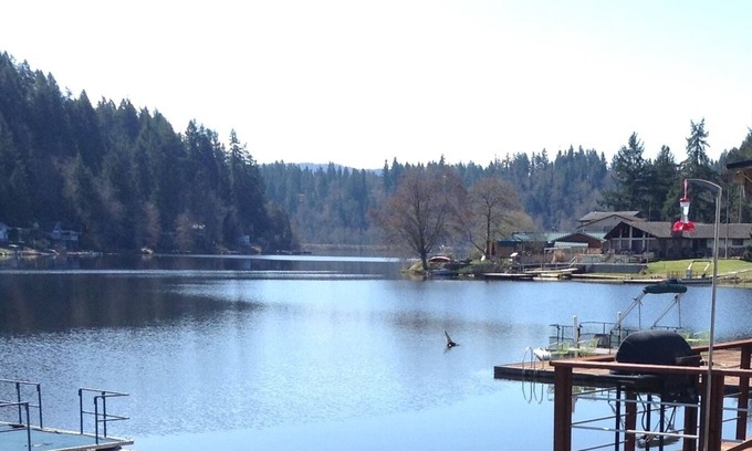 Eatonville Maison | Profitez de la vie au lac pour vos prochaines vacances près du mont. Rainier.