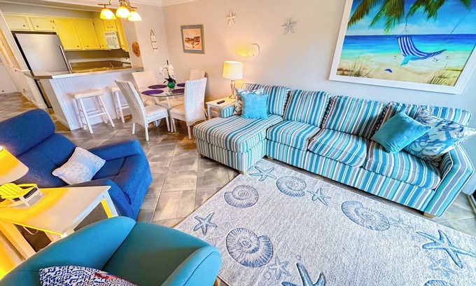 Ocean Drive Copropriété | Experience Tilghman Beach & Racquet 240! Second Row, Pools, Tennis, Close to Main Street!