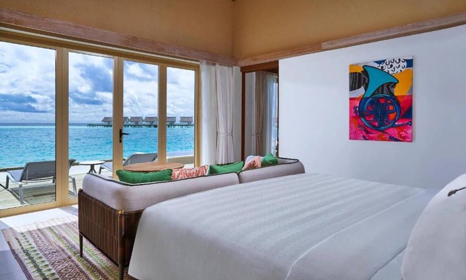 Farukolhufushi Island Hôtel | Experience the Rhythm of Maldives: Stay, Play & Dine at Hard Rock
