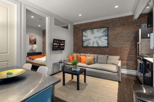 Hell's Kitchen Appartement | Explore NYC! Cozy 2BR in Prime Location