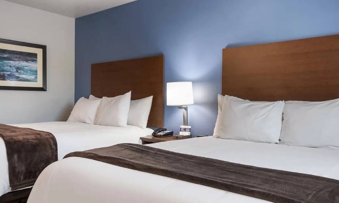 Shakopee Maison | Explore Shakopee: Room with Full Kitchen Near Landscape Arboretum