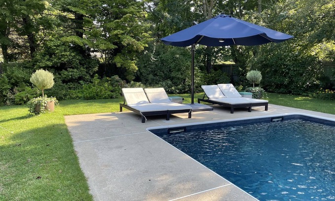 Silver Beach Maison | Retraite confortable avec piscine chauffée.