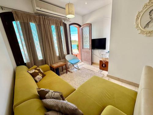 El Gouna Appartement | Exquisite 1BR Chalet with Pool and Beach Front El Gouna