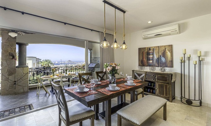 El Tezal Appartement | Exquisite 2 BR Condo in Tezal: Ocean Views & Amenities