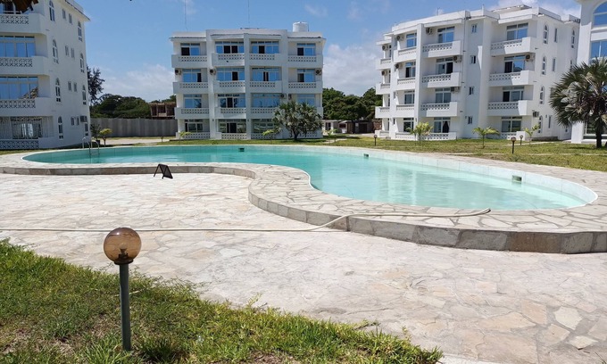 Malindi Appartement | Exquisite Apartment for family and business with Ocean view, Free