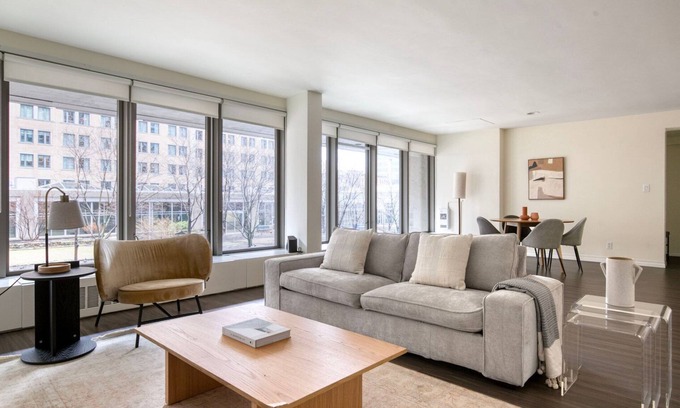 Back Bay East Appartement | Exquisite Back Bay 2BR w/ Gym & W/D, nr Copley Sq, by Blueground