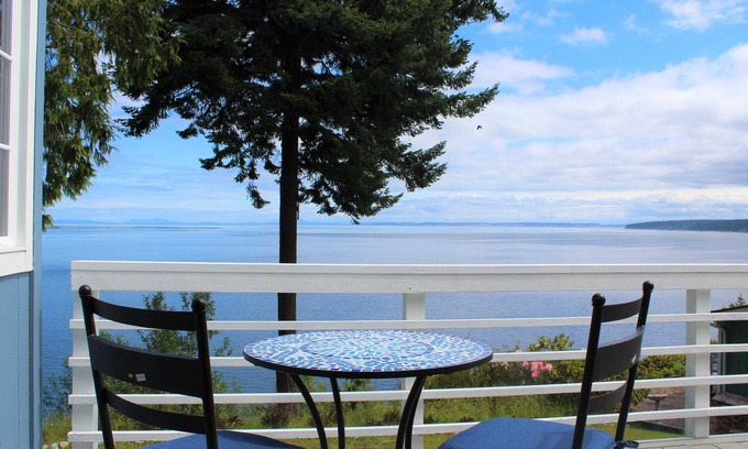 Diamond Point Cottage | Vues magnifiques sur la baie. Cottage de charme.