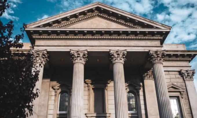 Ballarat Appartement | Exquisite restored Baptist church as seen on Restoration Australia