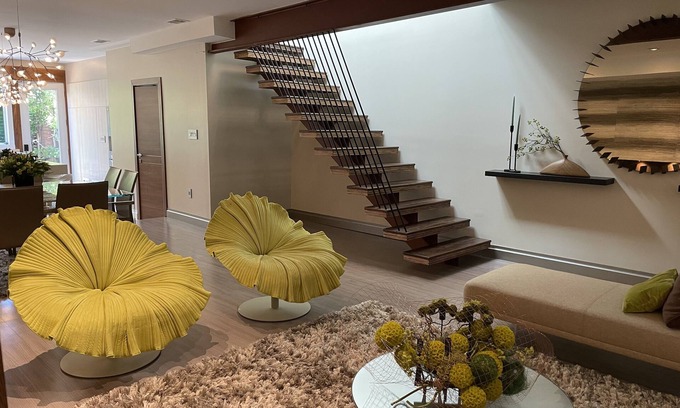Logan Circle Maison | Exquisite Row house w/parking downtown, Logan circle