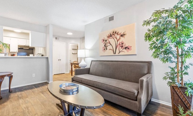 Park Central Appartement | Extended STAY! Affordable in North Dallas!