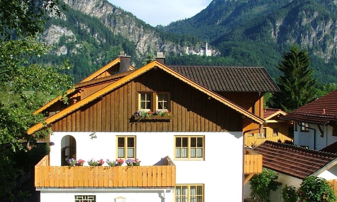 Schwangau Appartement | Appartement 4 étoiles extrêmement bien entretenu avec vue sur le château de Neuschwanstein