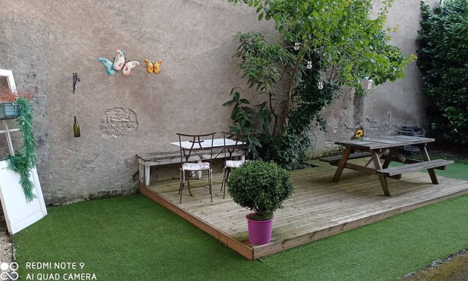 Barriere Saint Marc Appartement | F2 Calme et Sécurisé Parking Proche Centre Ville