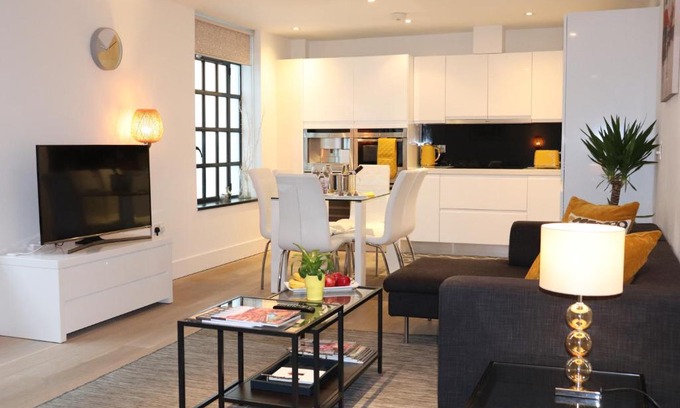 Covent Garden Appartement | Fab! 2 Bedr/3 Beds in the heart of Covent Garden!