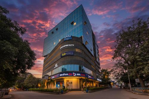 Marol Hôtel | FabExpress Empire Suite - Nr Mumbai International Airport