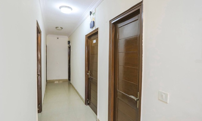East of Kailash Hôtel | Fabexpress Jpm Harshdeep