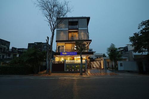 Sector 70 Hôtel | FabHotel Inn of Joy