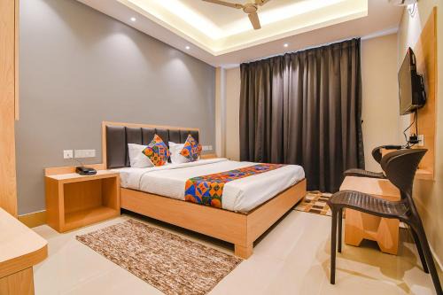 Shibpur Hôtel | FabHotel JP - Nr Sataragachhi Railway Station