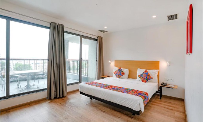 Ahmedabad Hôtel | FabHotel Prime Terrazo Suites