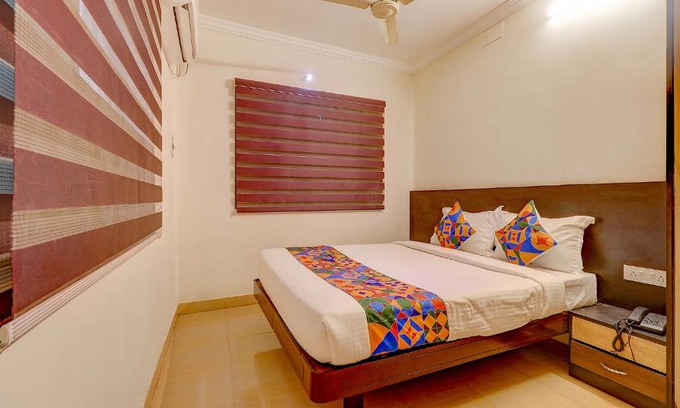 Central Chennai Hôtel | FabHotel Royal Park Residency