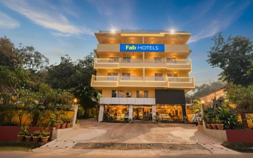 Nerul Hôtel | FabHotel Sai Swastik - Nr Deltin Royale Casino