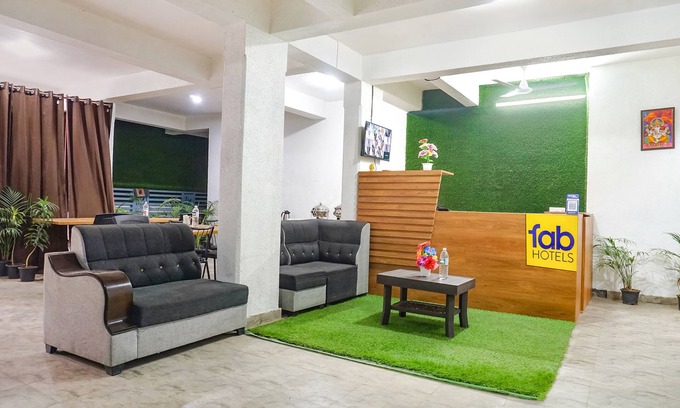 Nanded Hôtel | Fabhotel White House Inn