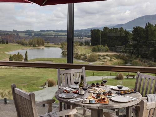 Windwhistle Station Balnéaire | Fable Terrace Downs Resort by MGallery