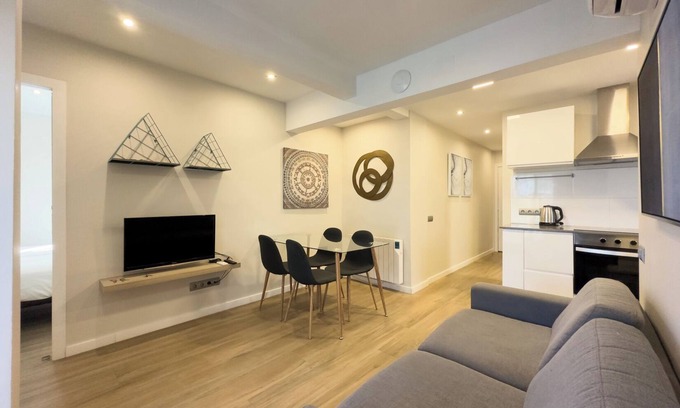 Porta Appartement | FABRATIC-3h - Trois Chambres Appartement, Couchages 5