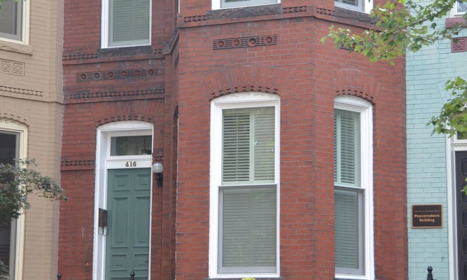 Capitol Hill Maison | Fabulous 1890 Victorian on Capitol Hill, 100 steps to metro